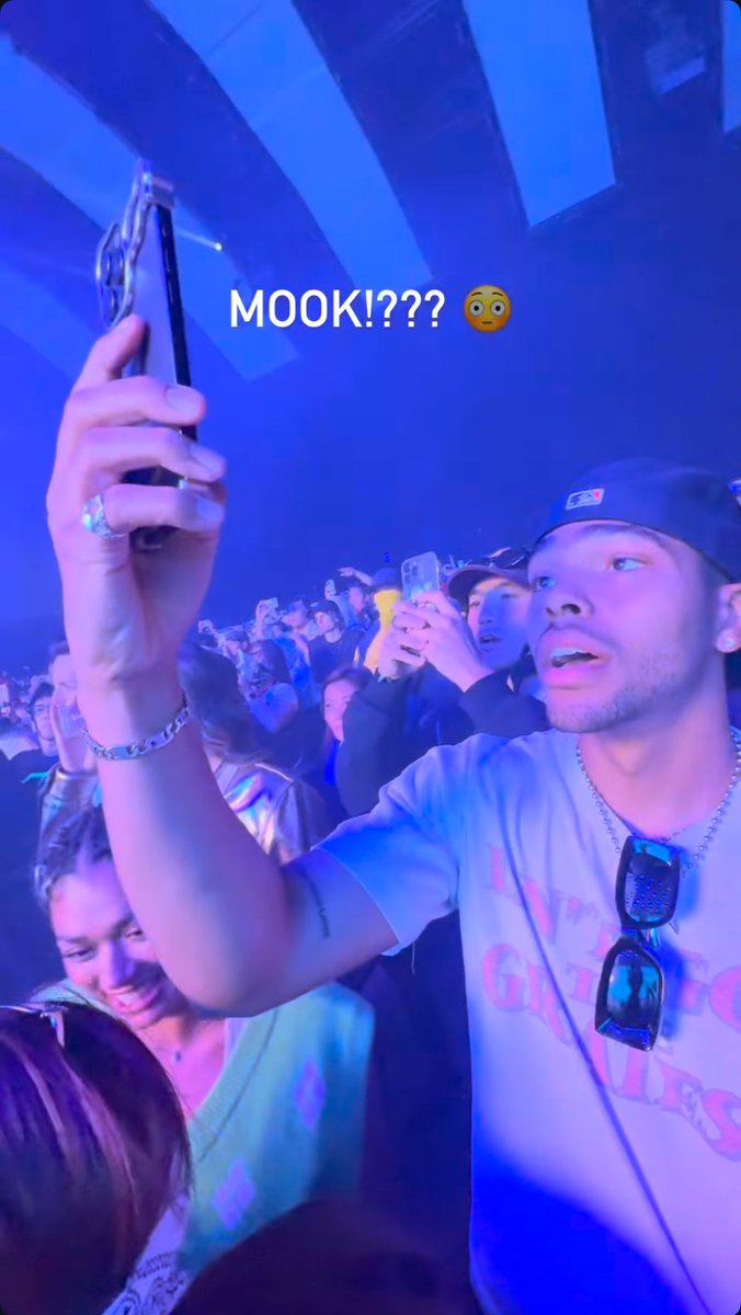 folkmorelisa's tweet photo. patrick, tayme (week 1) and nicholas (week 2) were at the coachella to support our lisa😭 im crying they’re FAMILY 

ROCKSTAR LISA COACHELLA
#LISACHELLA #Coachella2025 #LISA https://t.co/yTCrsAy3WD