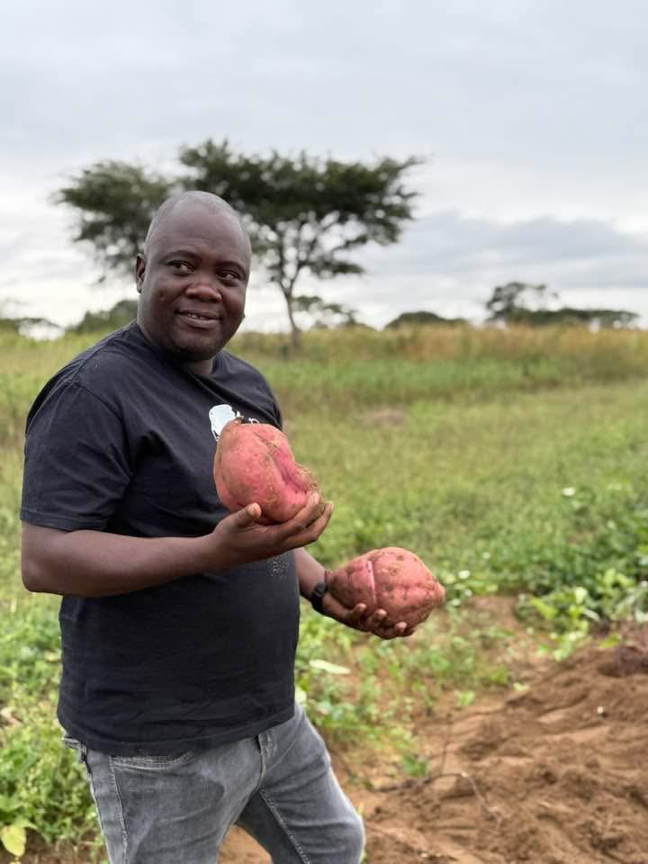 Tendai Chirau tweet media