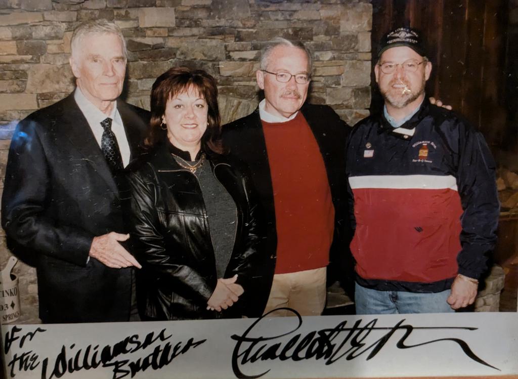 eAdviso's tweet photo. Enjoying some BBQ and look what I found. @bobbarr https://t.co/Z1UjfNcWCv
