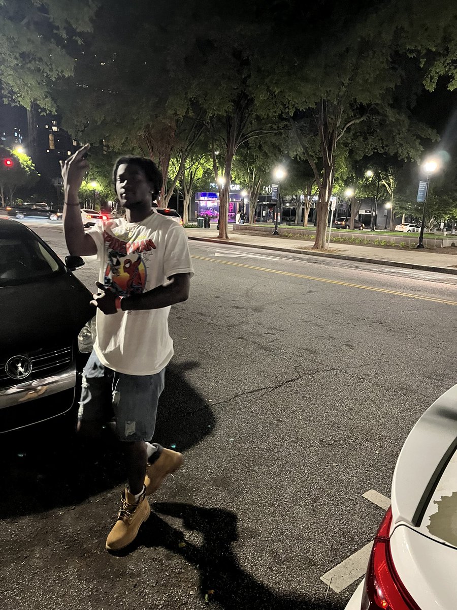 deetherocket's tweet photo. 3am in atl https://t.co/asBDafiYfe