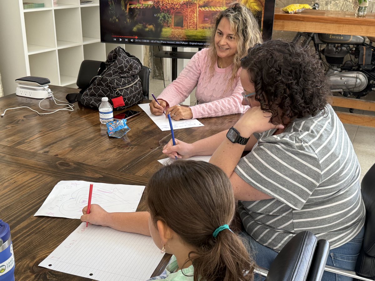 Tina Duvall (@tduvalltpf) on Twitter photo Suncoast Remake Learning Days Festival started today! At Building Bridges with stories at DreamLarge families explored how to create stories with a strong hook, shared ideas, & played word games. #SuncoastRemakeLearning
#RemakeLearning
<a href="/ThePattersonFdn/">The Patterson Foundation</a>
<a href="/SuncoastCGLR/">Suncoast GL Reading</a> Suncoast Remake Learning Days Festival started today! At Building Bridges with stories at DreamLarge families explored how to create stories with a strong hook, shared ideas, & played word games. #SuncoastRemakeLearning
#RemakeLearning
<a href="/ThePattersonFdn/">The Patterson Foundation</a>
<a href="/SuncoastCGLR/">Suncoast GL Reading</a>