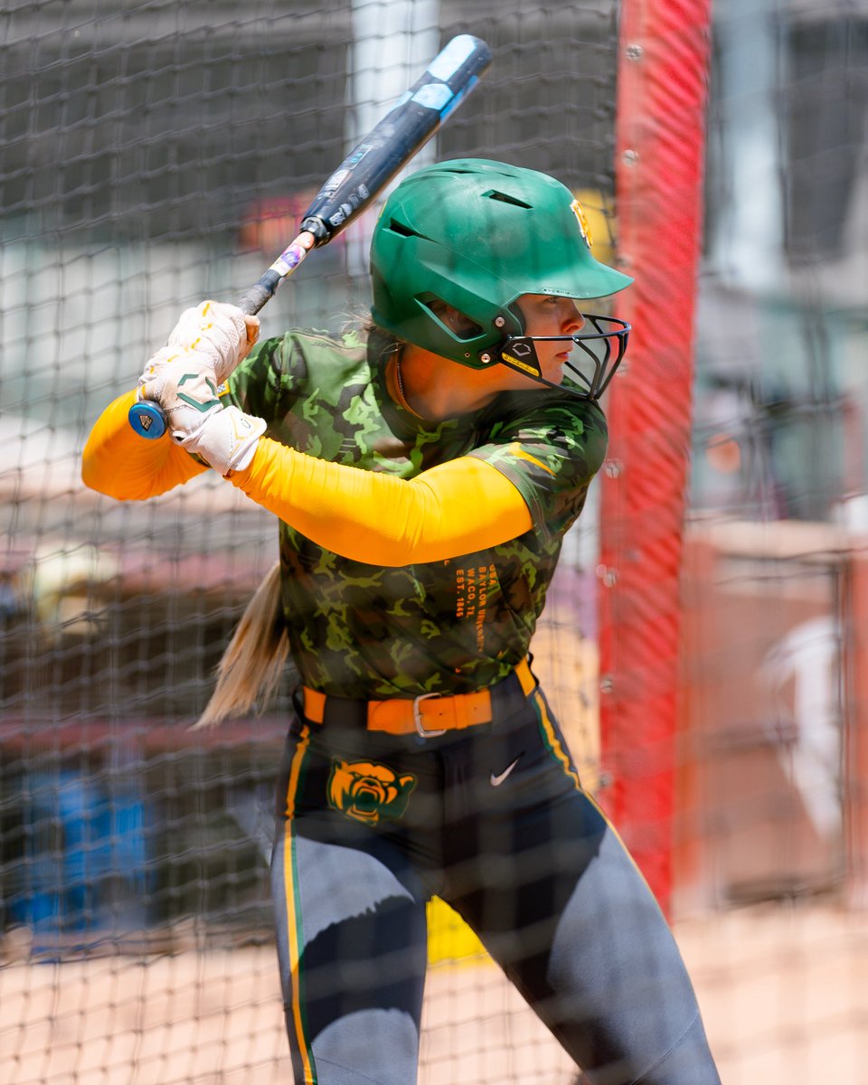 Baylor Softball tweet media