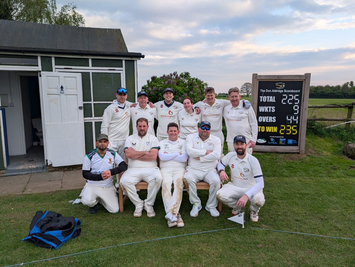 StoneCrickClub's tweet photo. The winning team! What a game that was played the right way. #bluesweep https://t.co/XYZka5MHqw