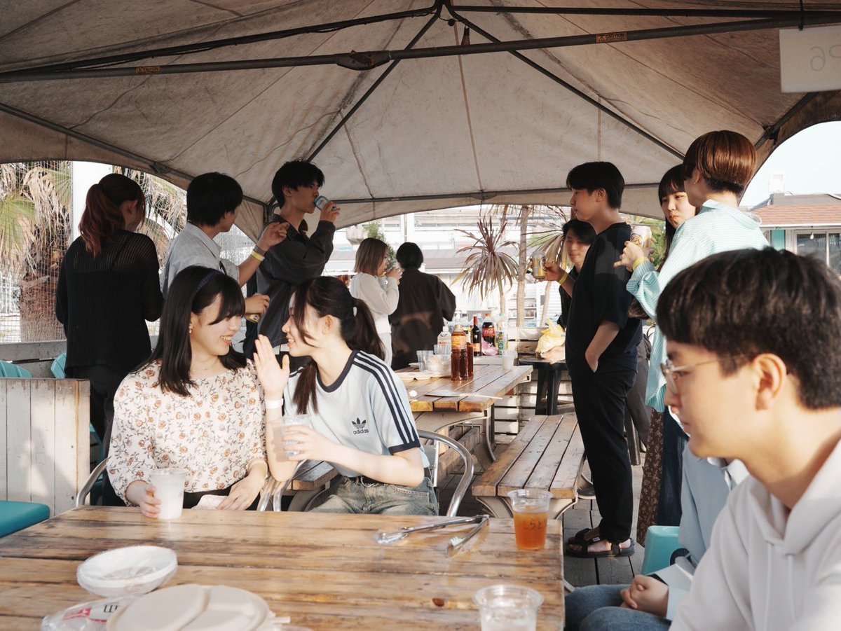 kunion_tb's tweet photo. 【4月19日】

新入生歓迎会でした❕

美味しいお肉を沢山食べて、沢山お話をして、、💭
交流が深められる良い機会になったと思います🍖

改めて今年度のトロンボーン研究室をよろしくお願いいたします🙇🏻‍♀️ https://t.co/iBDh2yzj2P