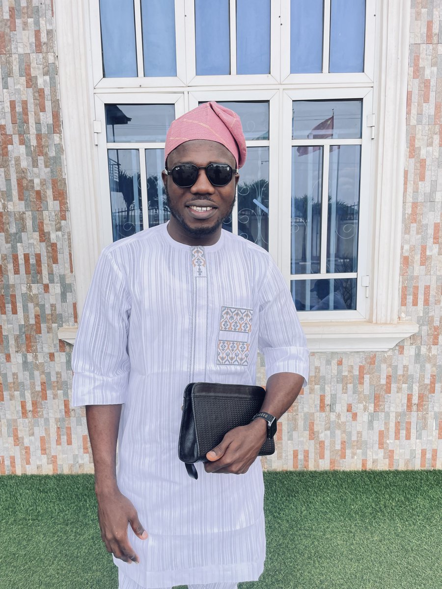 Muize | 👞🤝 tweet media