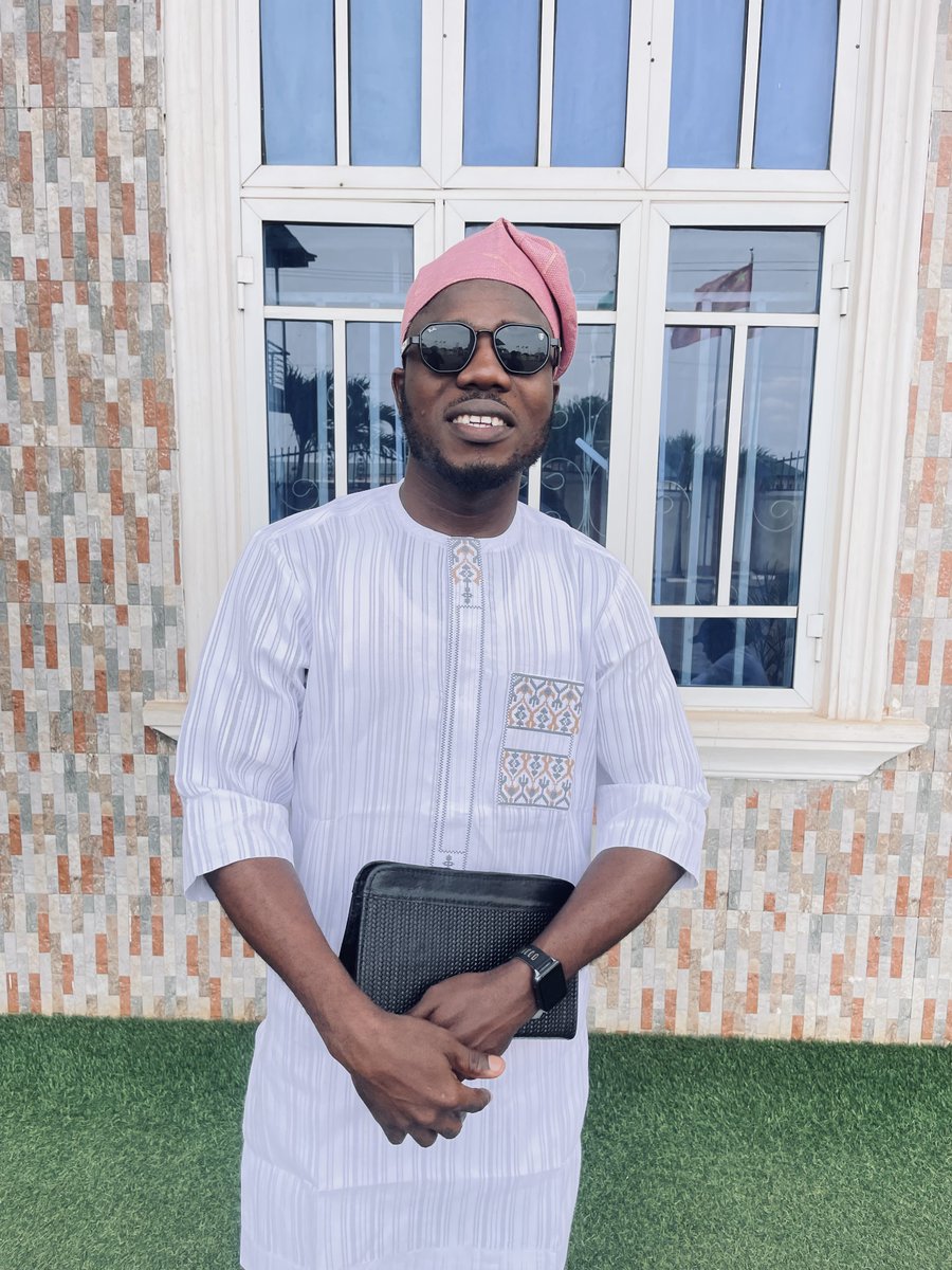 Muize | 👞🤝 tweet media