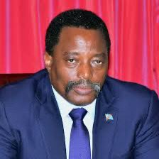 Adoubé par ses pères comme toujours, mouseveni  et Paul Kagame, le retour de JKk à Goma  est un signal qui accuse l'impréparation  de nos services de sécurité et de  ce fait un intrusion contre la sûreté de l'État congolais. Il faut déjà envisager la levée des ses immunités