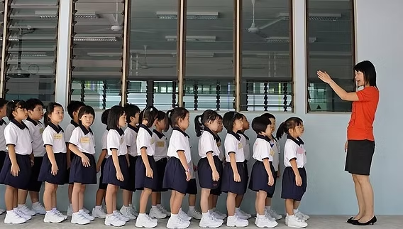 Visa is doing marketing consults (see pinned!) tweet media