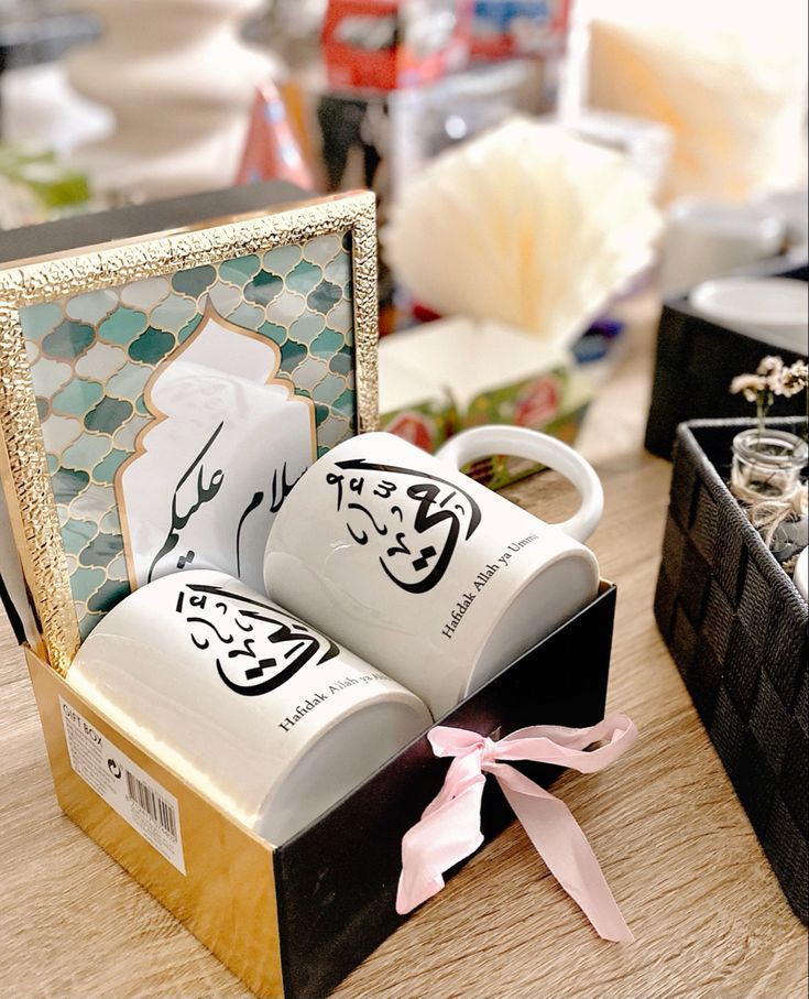 DarakhshanR78's tweet image. دنیا کا سب سے خوبصورت رشتہ ماں کا ہے جو بے لوث آپ سے محبت کرتا ہے مدرز ڈے آرہا ہے مدرز ڈے کے حوالے سے میں چند نئی پروڈکٹس بنارہی ہوں اگر آپ بھی اپنی جنت کو ایک خوبصورت کیلیگرافی تحفہ میں دینا چاہتے ہیں یا گفٹ باسکٹ دینا چاہتے ہیں تو مجھ سے رابطہ کرسکتے ہیں

خصوصی ڈسکاونٹ