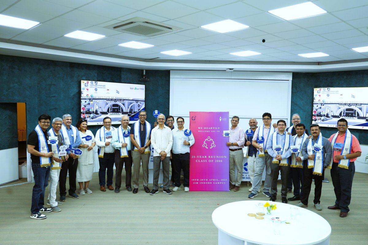 IIM_I's tweet photo. The alumni soaked in the nostalgia, sharing stories of old &amp; new.
What stood out was not just the joy of looking back, but the excitement of looking ahead — a shared eagerness to stay connected and contribute.
#IIMIndore #IIMI #Alumni #Reunion #Classof2000 https://t.co/Zoe4ufbY8k