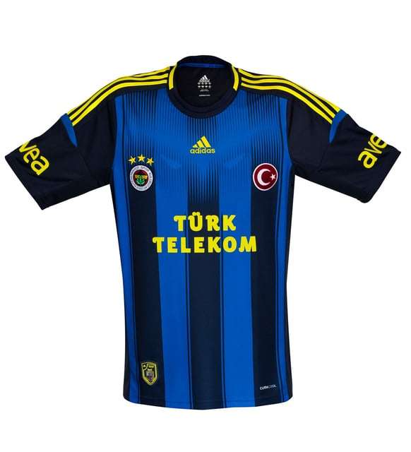 bbosports's tweet photo. Bu formayı görünce aklınıza hangi futbolcu geliyor? https://t.co/DrdxCnNyLT
