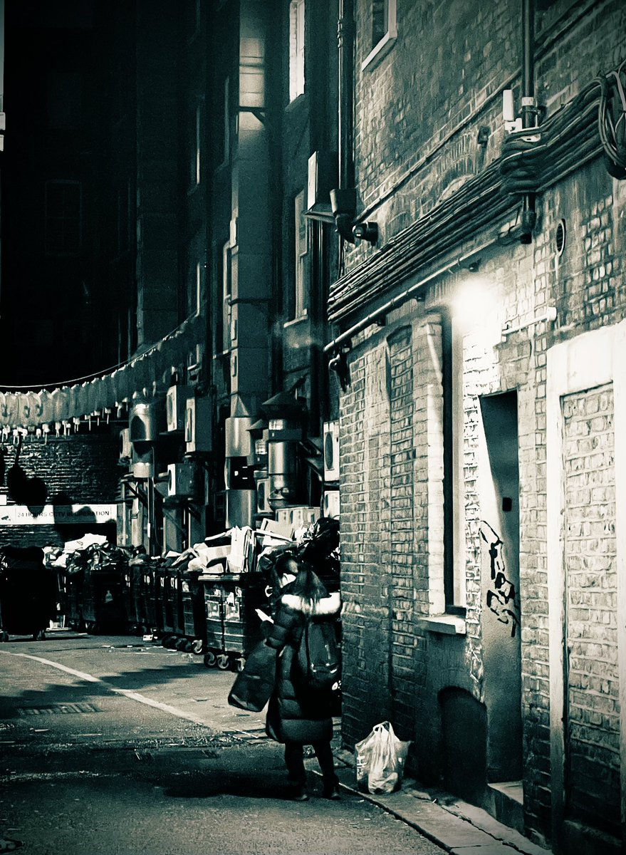 Will Sergeant tweet media