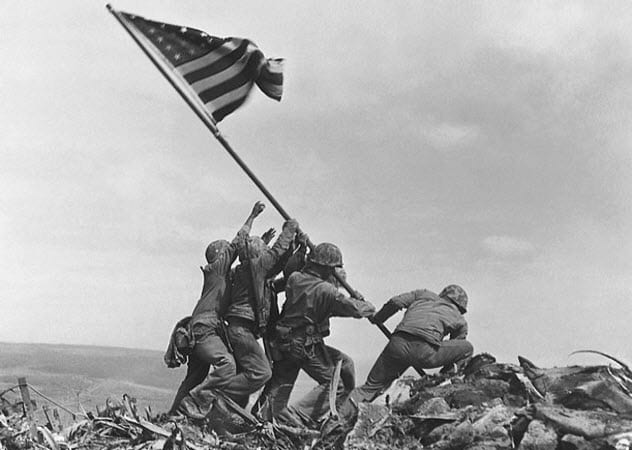 historywcraig's tweet image. Pulitzer prize-winning historical photos.
1. Raising of the flag at Iwo Jima 1945