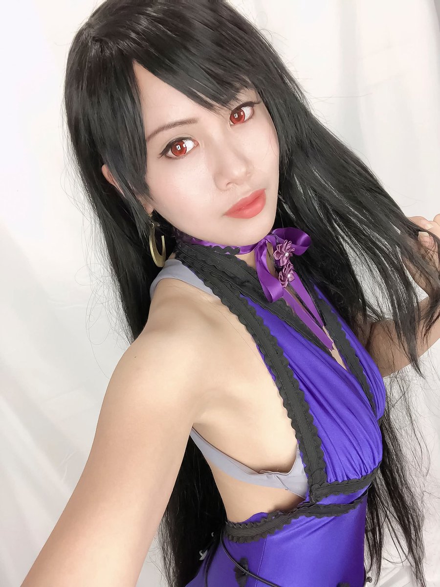 CrystalTifa's tweet photo. Today marks MY BIRTHDAY!! 🎉🎂🥳🎈

Me as Tifa
Game: Final Fantasy VII Remake 
Version: Mature dress
Photo/edited by myself 

#FinalFantasy7 #tifa #tifacosplay #FF7 https://t.co/UQ6iTjONvV