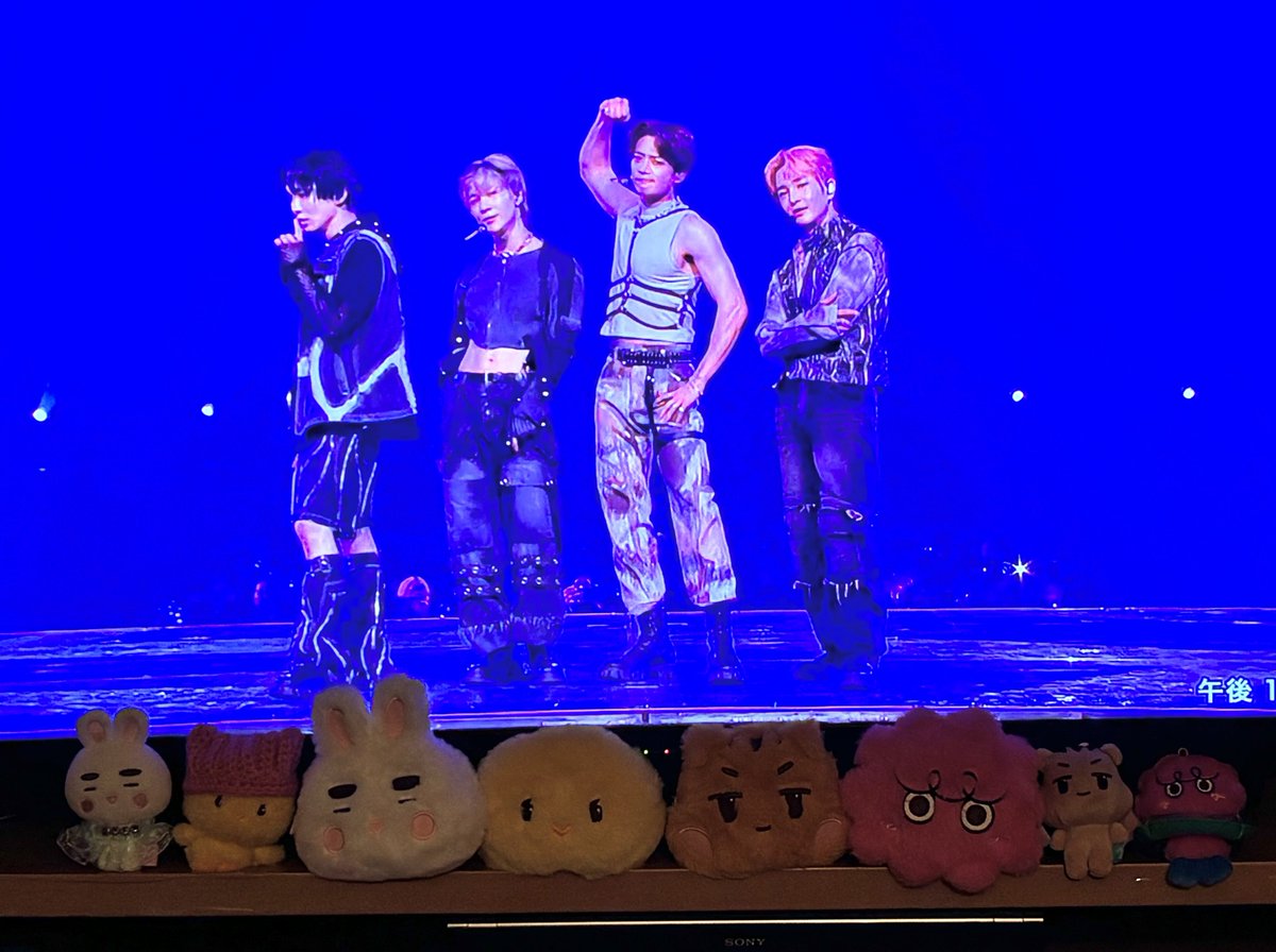 onewym1's tweet photo. ここからまたソロで各自の実力がパワーアップしたSHINeeを見るのが本当に楽しみ😊💚😊
#SHINee
#shineeworldVI
#SHINeeWORLDVII_ESSAY https://t.co/fmXGW07bOp