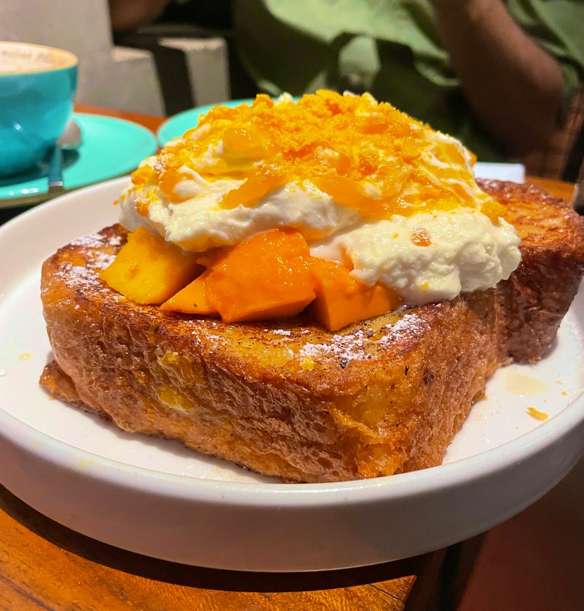 Theshashank_p's tweet photo. Brooooo …Please eat this before the season ends!
Mango French Toast
📍Subko https://t.co/rxWT8GhdJf