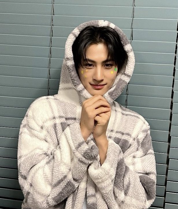 younizcore's tweet photo. [#MEISH]

🤍🩶🖤🩶🤍

#형석 #HYUNGSEOK
#YOUNITE #유나이트 #YOUNIZ #YounizSelcaDay #YSD @YOUNITE_twt https://t.co/mrIIBsERhQ