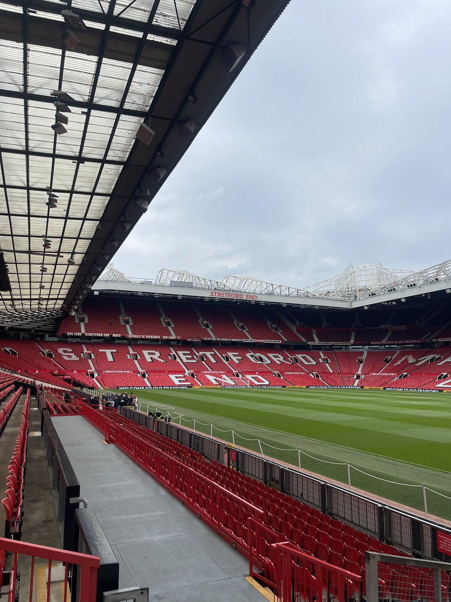 scubacheesemufc's tweet image. Been a wild week in Manchester and happy to hopefully see rotation against wolves. Can’t wait for match either way
#NYCtoMUFC