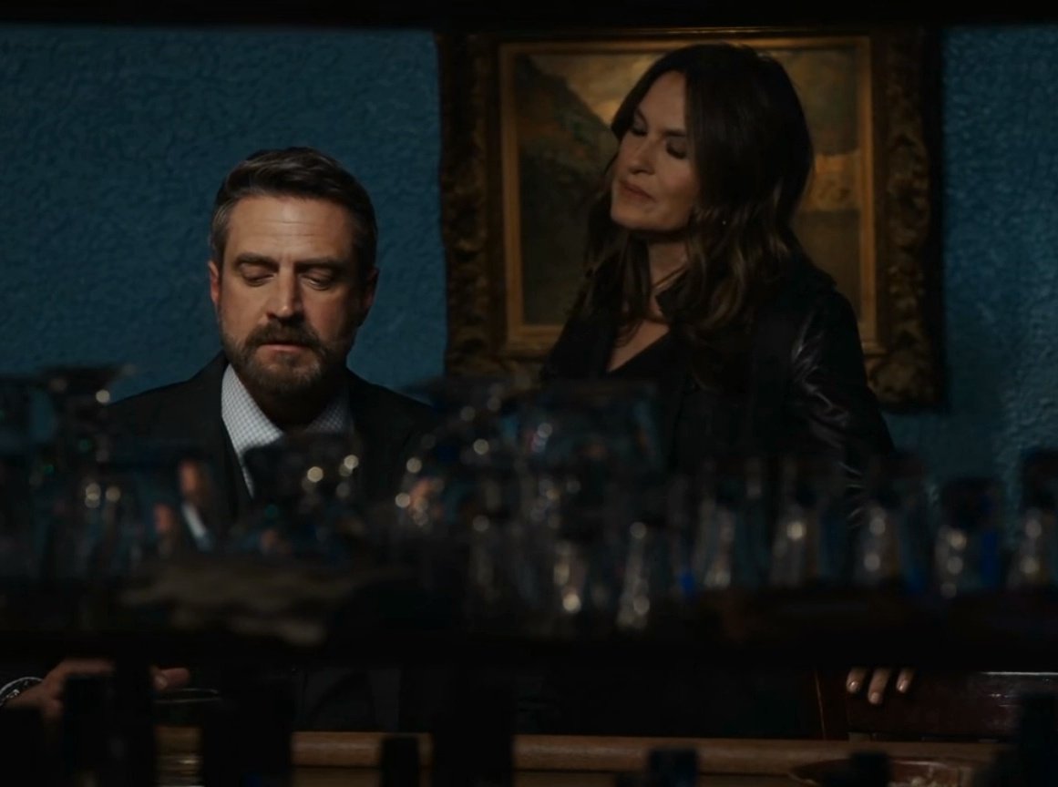 barsontv's tweet photo. Three years ago, Rafael Barba told Olivia Benson he missed her. https://t.co/bFKg4KQOHI