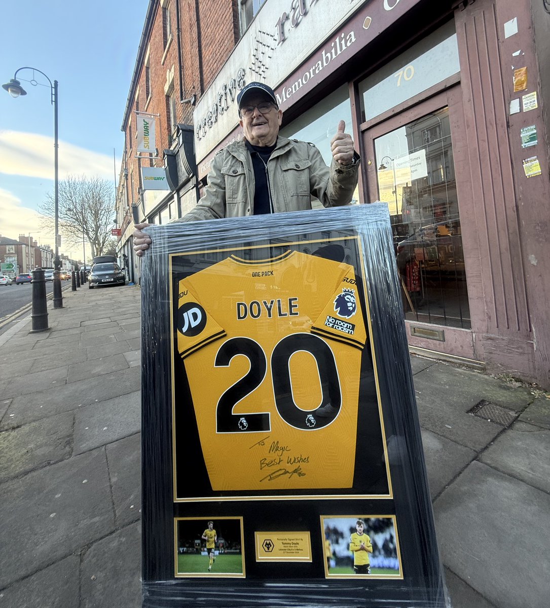 Dazzling Dave ✨ tweet media