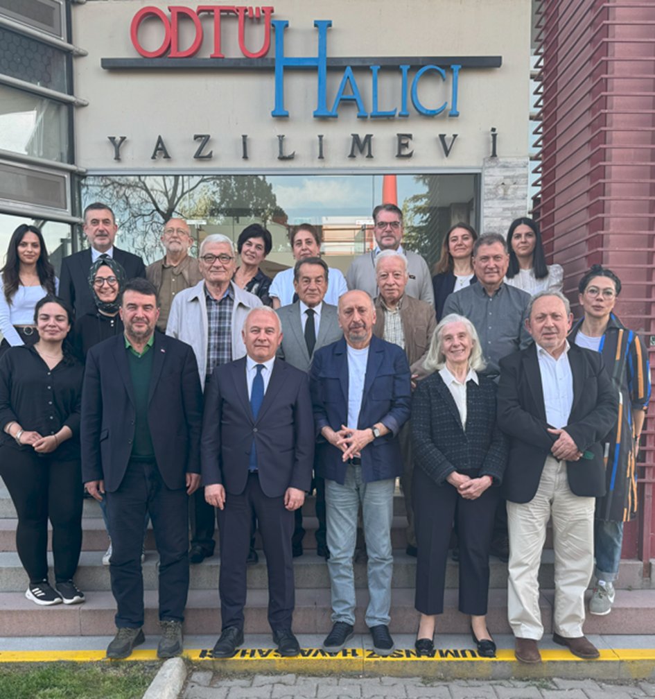 Türkiye Zeka Vakfımız 30 yaşında. Genel Kurul üyelerimizle bir araya gelerek bugüne kadar yaptıklarımızı ve geleceğe dair planlarımızı değerlendirdik. 18/04/2025