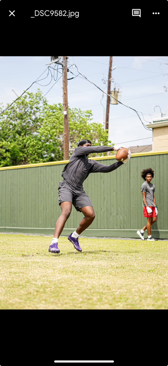 Catching from some great Qbs yesterday, including my brother <a href="/TavisColeman/">Tavis Coleman</a>, Potential 1st Overall pick <a href="/Cameron7Ward/">Cameron Ward</a>, <a href="/KeiHenderson1/">Keisean Henderson</a>,etc

<a href="/Glap_IV/">R. Glapion</a> <a href="/Zinn68/">Tyrone Green</a> <a href="/Bullard_Coach/">Cody Bullard</a> <a href="/FrogRecruiting/">TCU Recruiting</a> <a href="/joeagleason/">Joe Gleason</a> <a href="/abc13houston/">ABC13 Houston</a> <a href="/Matt_Ungie/">Matt Ungashick</a> <a href="/CoachRHolcomb/">Rhett Holcomb</a>