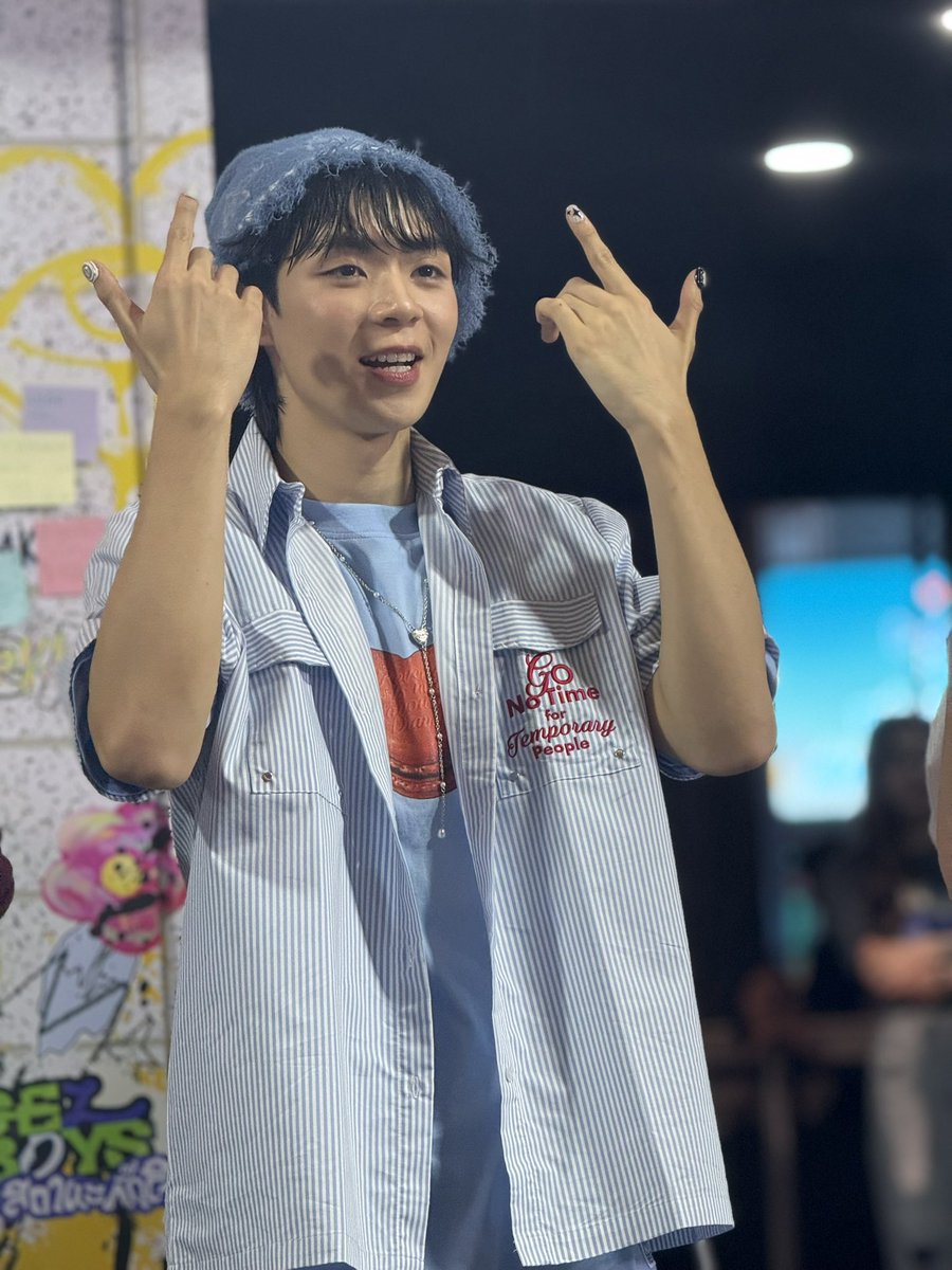 lepidolites's tweet photo. วันเยี่ยมลูก🥴🫠❤️
#SiamCenterxGELBOYS
#leonbrocco #pjmahidol https://t.co/PeOOKZqwDc