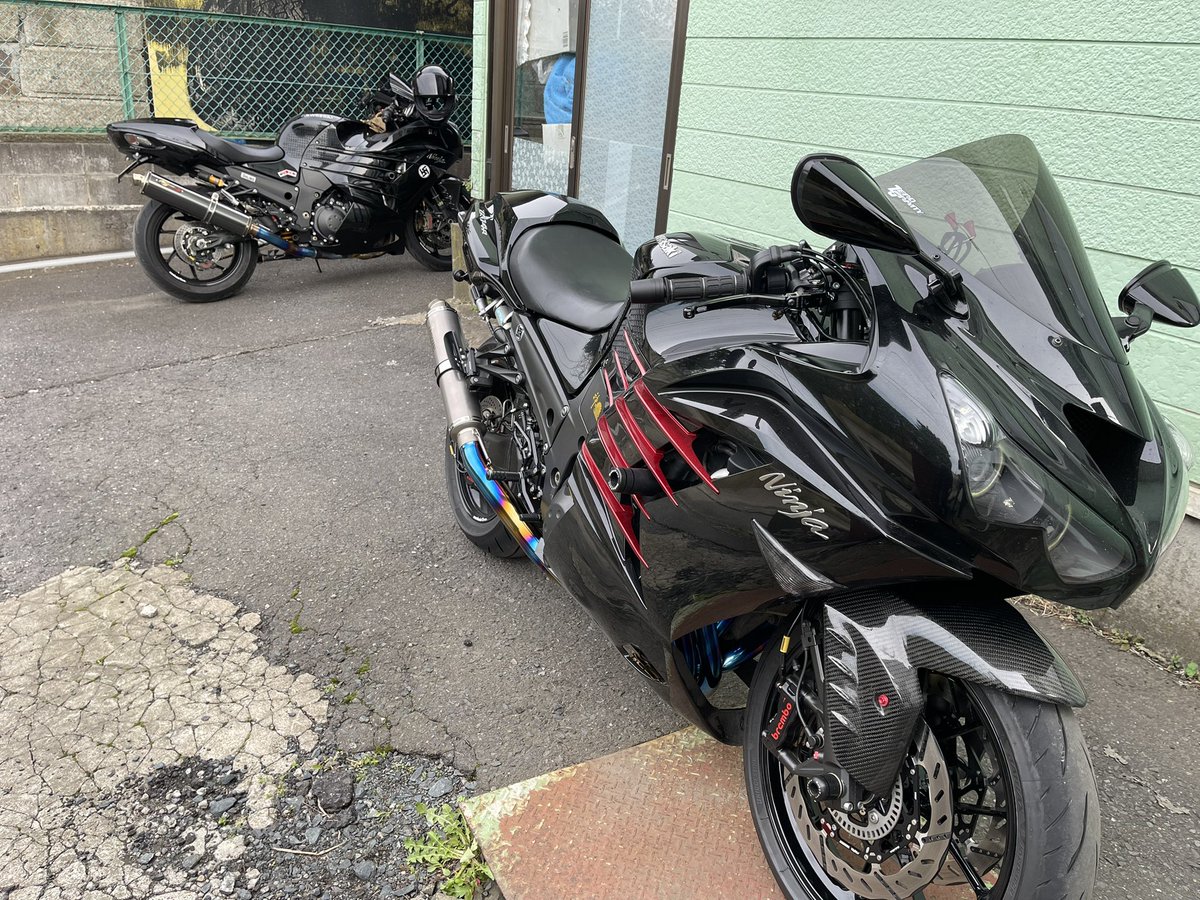 兄弟で同じ14Rでカスタム内容も似たり寄ったりwww てか14R今年初乗りや