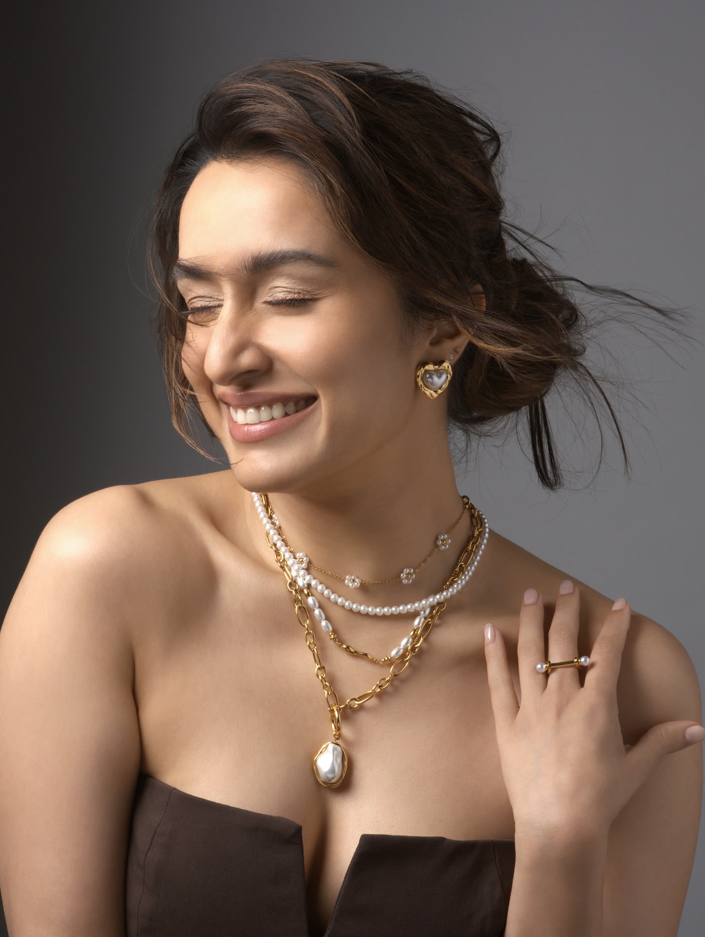 Go6HjfhaYAAtrZp?format=jpg&name=large