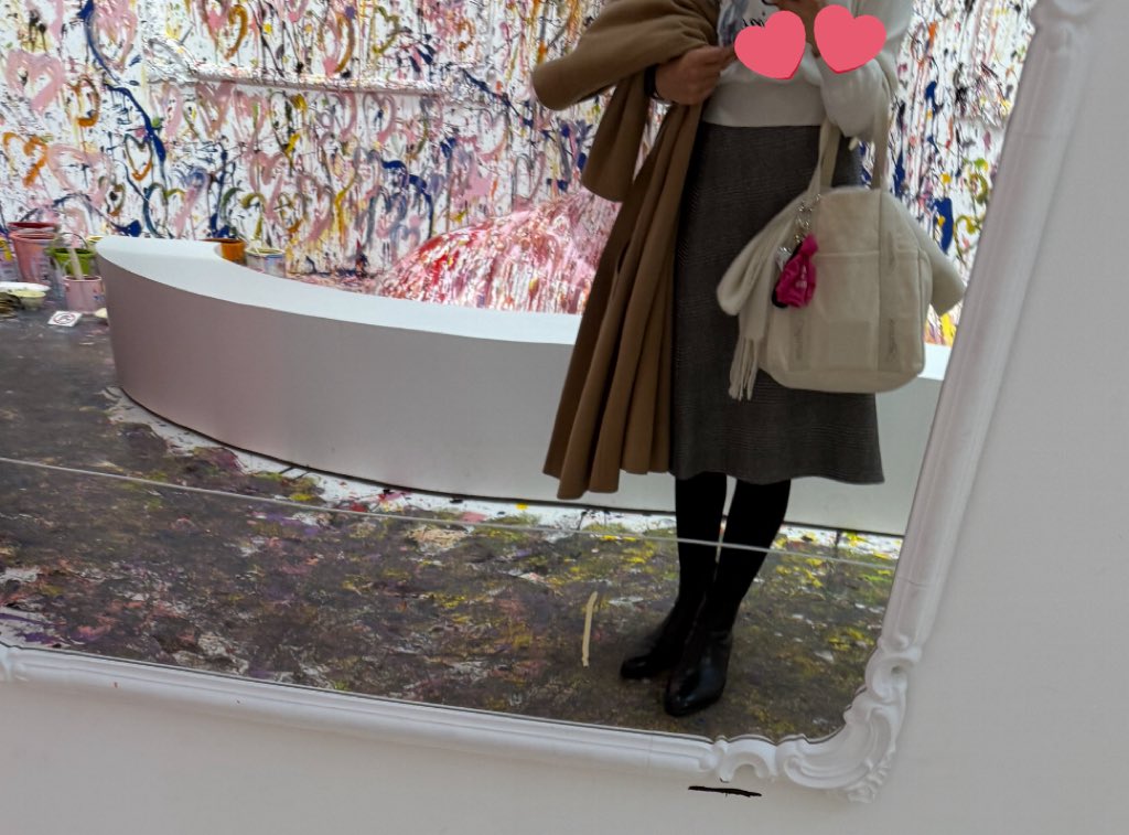 mamiponxnm's tweet photo. ハートがいっぱいでした🤍
2月のシロノヘヤ
岩ちゃんのアート空間🎨👨🎨
最高でした😆
アクスタ持っていたのに隠れちゃった🤣
#NERDMIND #岩田剛典
#JSB3CLASS #GoodNight 🌟 https://t.co/FYmJ1QmBId