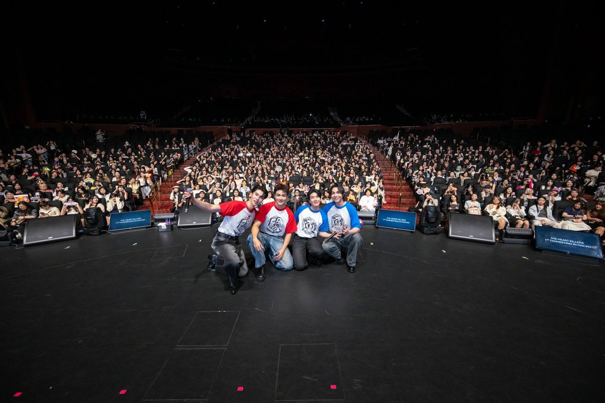 GMMTV's tweet image. 大家都很可愛！我們會記住今天美好的回憶，希望我們能再次見面。🫶🏻🩷
ทุกคนน่ารักมาก พวกเราจะจดจำเรื่องราวดีๆในวันนี้ไว้ และหวังว่าจะกลับมาพบกันอีกนะครับ 🫶🏻🩷

#TheHeartKillersFMinMacao
#GMMTV