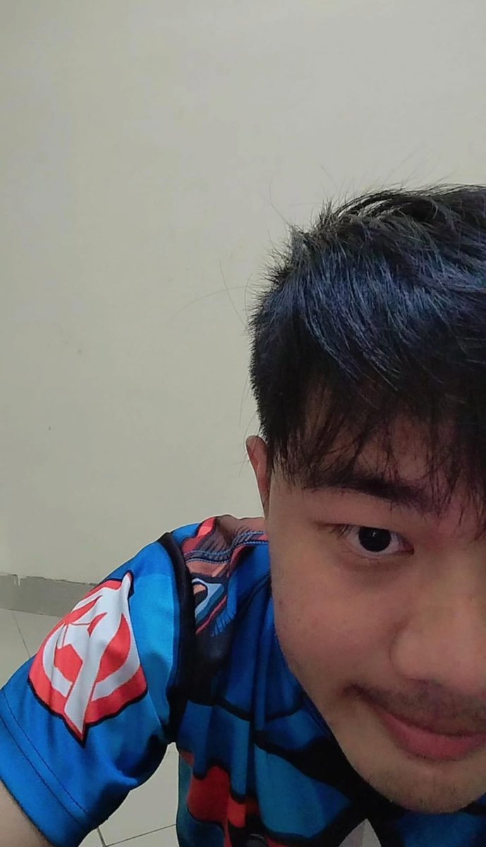 Revanza1201's tweet photo. Terkadang suka iri sama orang yang udah punya pacar, mau ngejemput pulang kerja, cari makan bareng kayaknya seru ya... Bagaimana sih cara punya pacar.. Yang sama2 kerja https://t.co/xX6YzzgJwD
