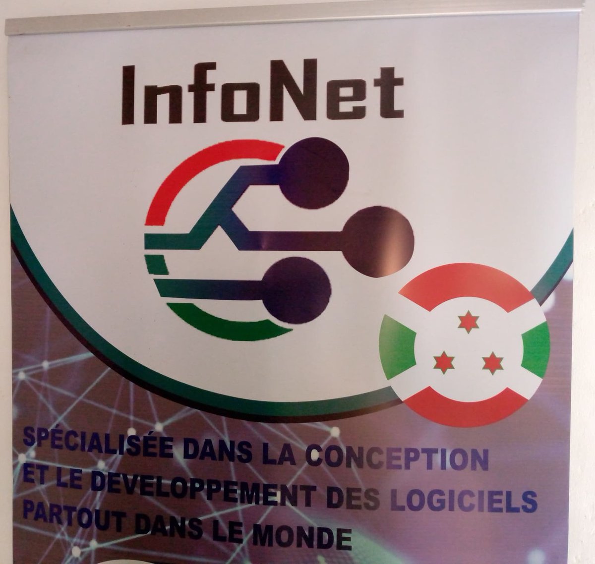 agasumonews's tweet photo. #Burundi: Mu guhabwa iyo soko yo gukora ivyo bikorwa vy’ubuhinga vyaciye mu mategeko ya #Reta aho intambuko zose zakurikijwe, birangira hatowe ishirahamwe #InfoNet. Abavuga ko vyabayemwo agasembwa ni abatazi uko ibikorwa nk’ivyo bigenda. Canke bafise izindi ntumbero zinyegeje https://t.co/22sGxEjzLZ