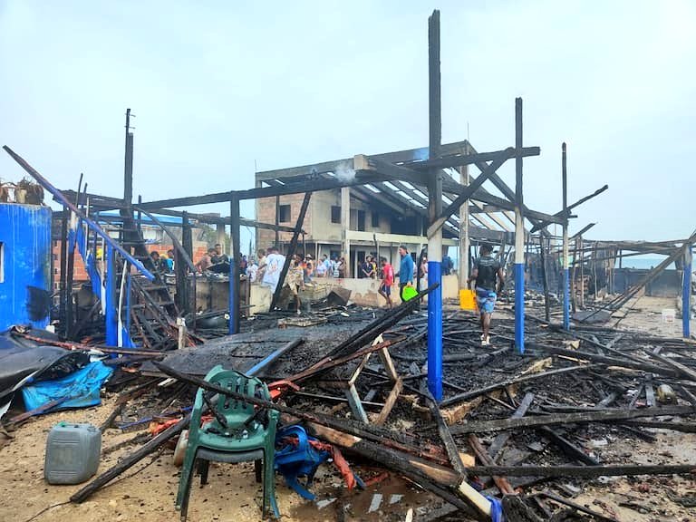 Dumek Turbay Paz tweet media