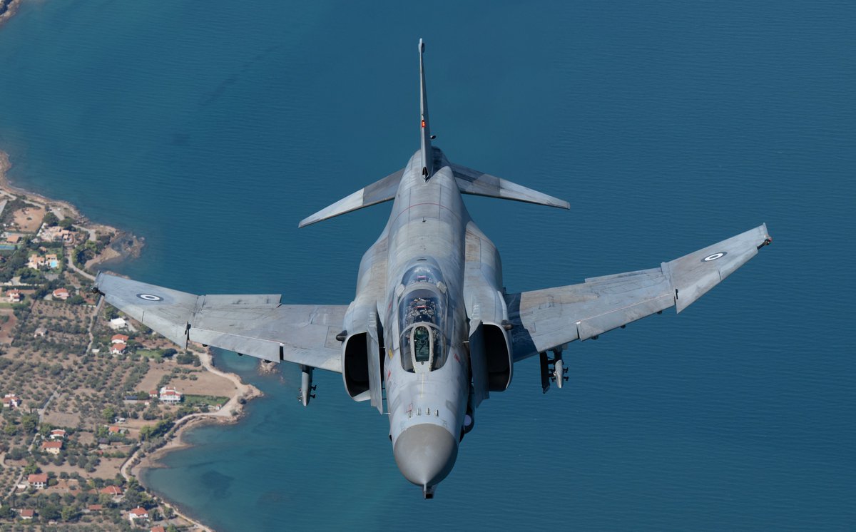 perpetuoasombro's tweet photo. HAF F-4E Phantom https://t.co/RcHv9AHf8K