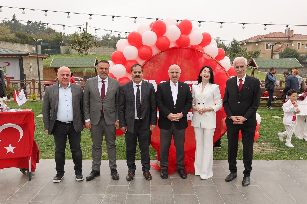 Livadi Anaokulu'nun düzenlemiş olduğu 23 Nisan Kutlama Programı'na İlçe Başkanımız Köksal Şakar, Belediye Başkanımız Muzaffer Bıyık ve İlçe yönetim kurulu üyelerimiz ile birlikte katıldık. 

#akparti #erdoğan #darıca #kocaeli #receptayyiperdoğan #köksalşakar #akdarıca #akkocaeli