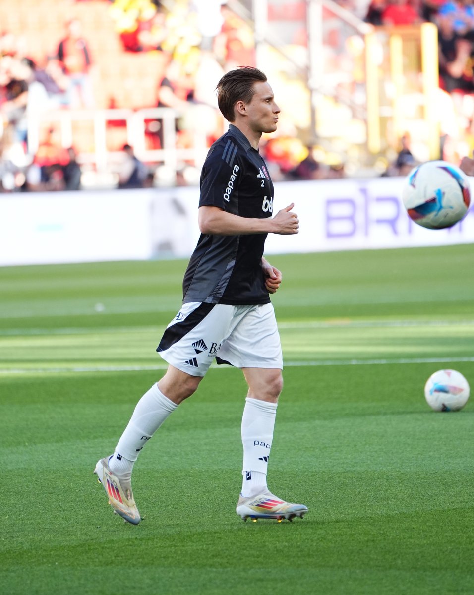 Maç öncesi ısınmadayız. 🦅

#GÖZvBJK