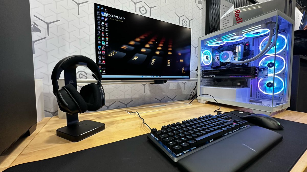 CORSAIR France tweet media