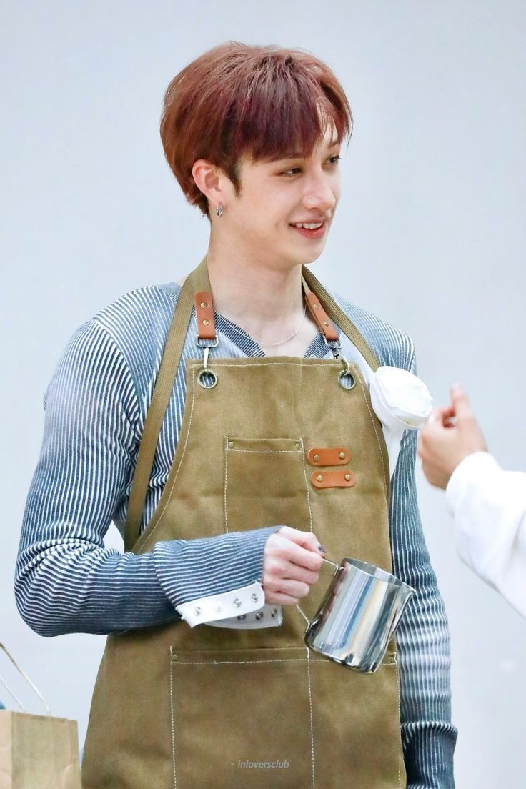 arichanner's tweet photo. Barista chan and Baker ari ☕❤︎🧁 https://t.co/YBixGhCodL