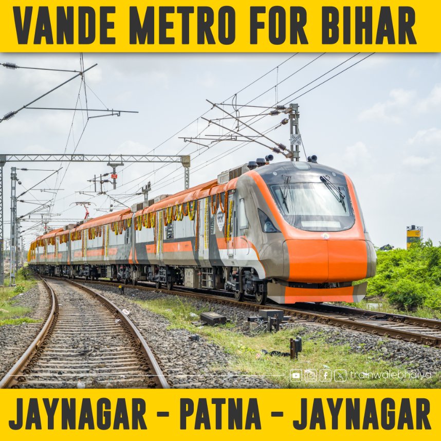 trainwalebhaiya's tweet image. Indian Railways is planning to launch Namo Bharat Rapid Rail (Vande Metro) between Patna - Jaynagar, via Darbhanga, Samastipur, Barauni, Mokama, & Bakhtiyarpur.
🚆 Namo Bharat is a fully unreserved AC train, capable of running at 130 km/H🌟#IndianRailways @ECRlyHJP @spjdivn