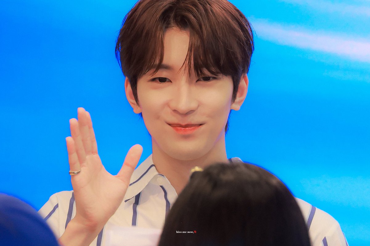 설아 🧣 tweet media