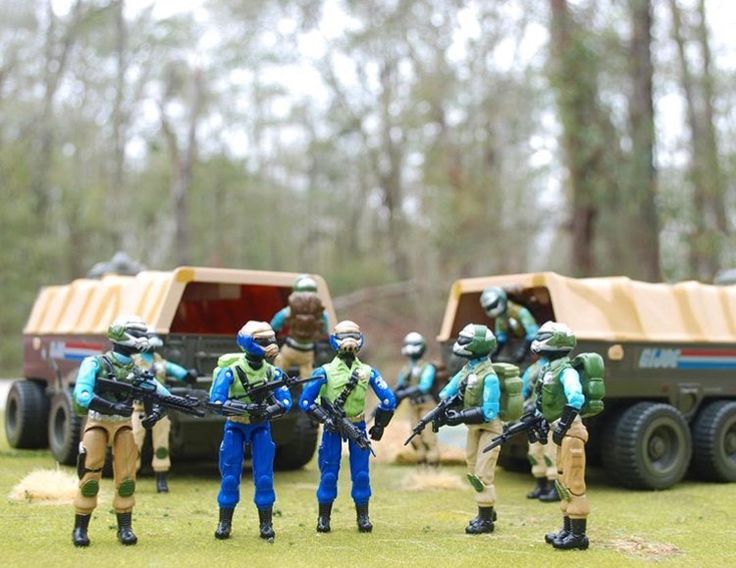 dnaletsaw's tweet photo. fun pics i used in my latest video. #gijoe #steelbrigade #ActionFigure https://t.co/jipW3FVJiA