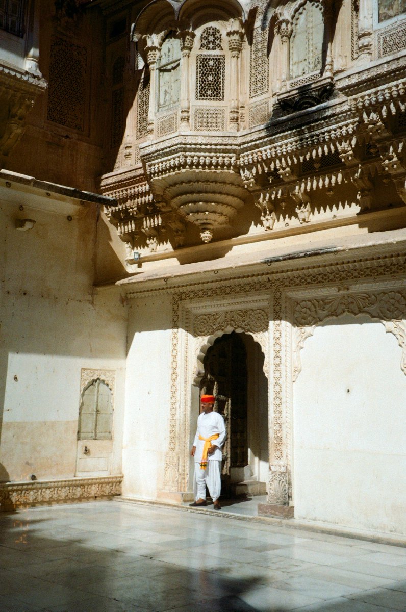 mellamot_bone's tweet photo. rajasthan on film

december, 2024 https://t.co/DFogVLVeiH