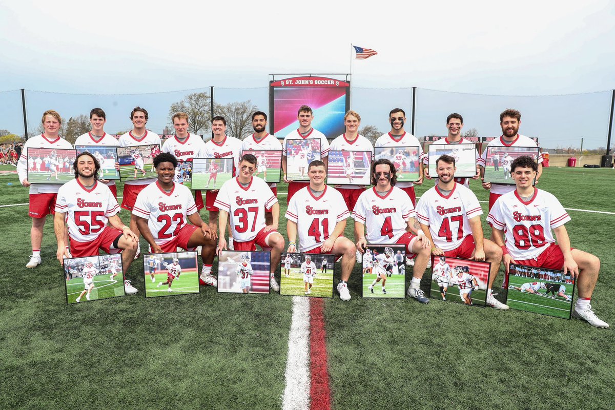StJohnsLax's tweet photo. What a group!! 

Going to miss these seniors ❤️ https://t.co/hicqqmE9v6