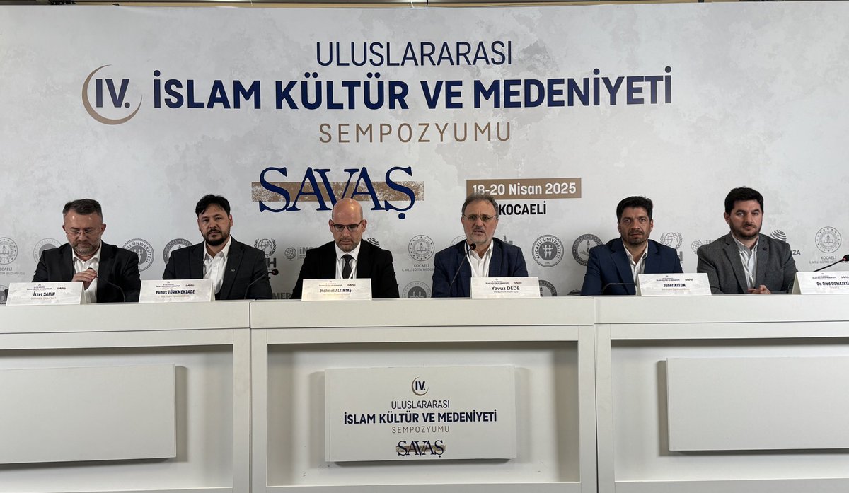 Sivil toplumun arabuluculuk ve insani diplomasi faaliyetleri oturumu başladı ..

Oturum başkanı :  <a href="/yavuzdede/">yavuz dede</a>