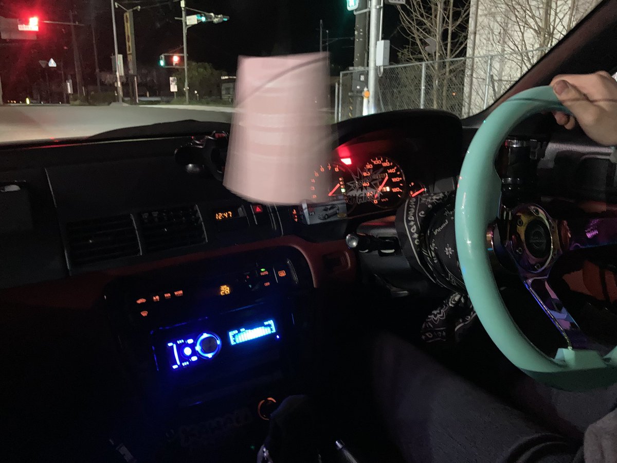 aaaaarrrrrr01's tweet photo. 自分の車初めての助手席 https://t.co/ChIUWsh48v