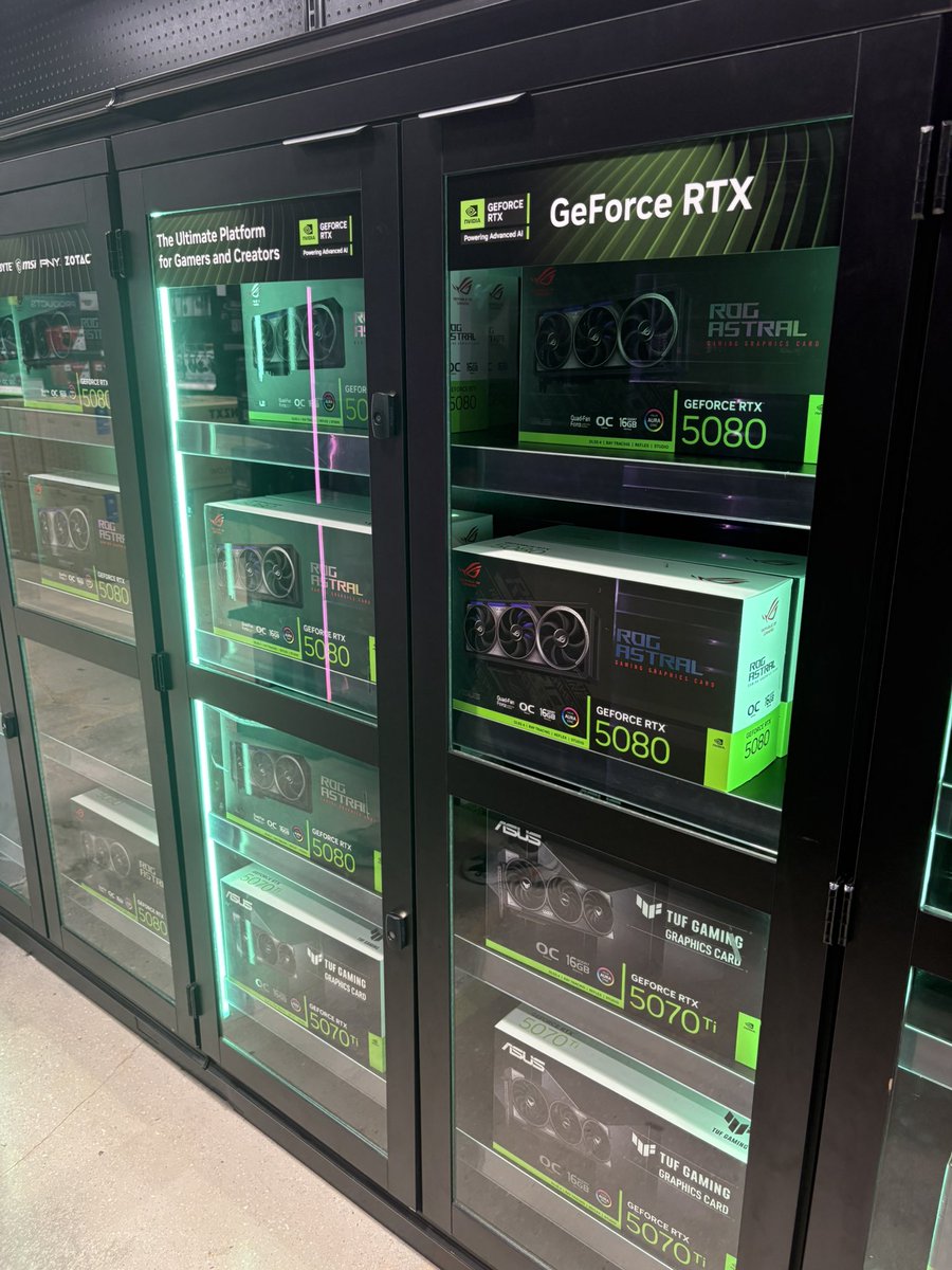 Psychrissss's tweet photo. It’s happening boyz new build incoming! #5080astral #9800x3d https://t.co/R3um9Idzd2