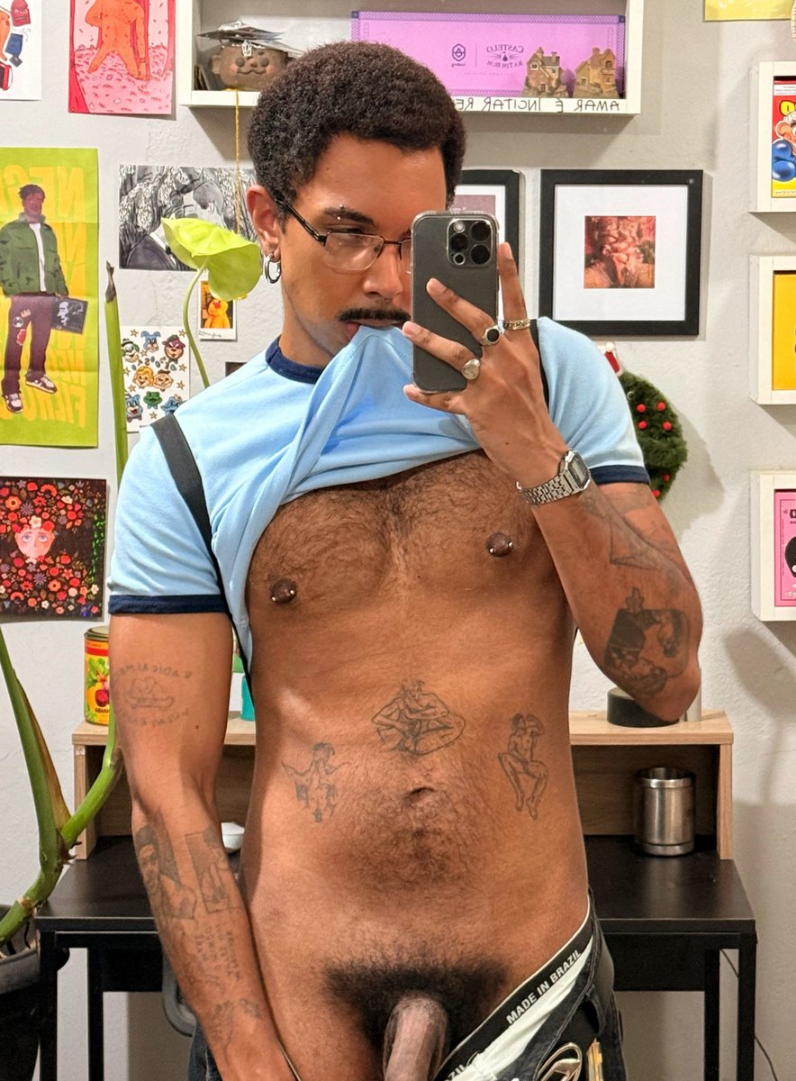 Junior (@juniorpoanh) on Twitter photo Queria um putinho pra bater meu leite dentro, dia e noite, nesse feriado todo! 🙏🏽 Queria um putinho pra bater meu leite dentro, dia e noite, nesse feriado todo! 🙏🏽