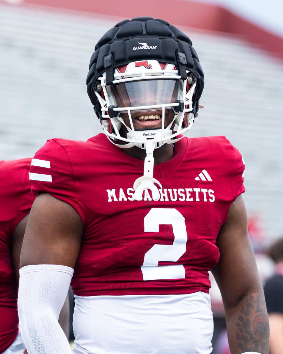 UMassFootball's tweet photo. Maroon vs. White

#Flagship 🚩 https://t.co/riRrX4ZS9O