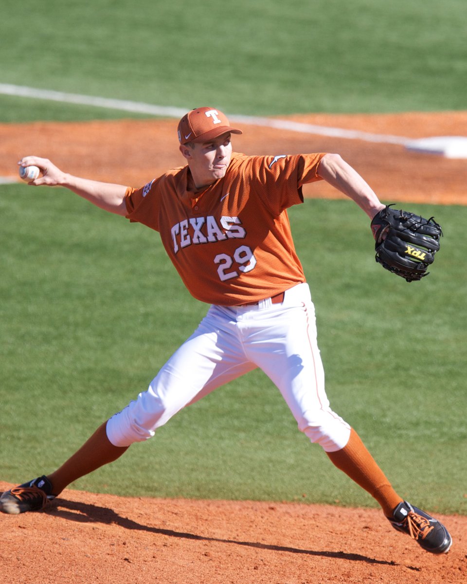 TexasBaseball's tweet photo. dawg out of the pen 🐾
Corey Knebel will throw out today's ceremonial first pitch, as part of our #traDISCHion series
#HookEm https://t.co/pJVg3PyUjR